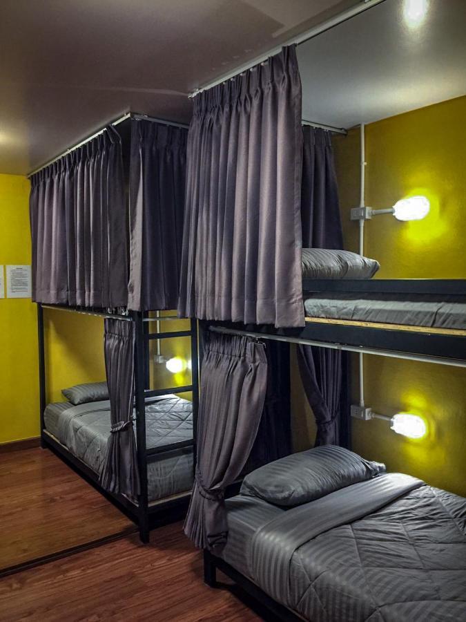 84 Gallery Čiang Mai Exteriér fotografie