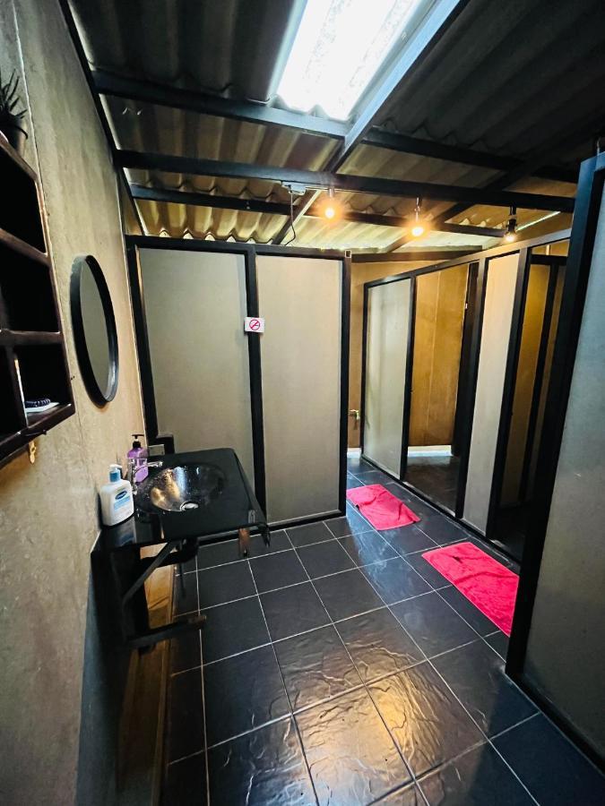 84 Gallery Čiang Mai Exteriér fotografie